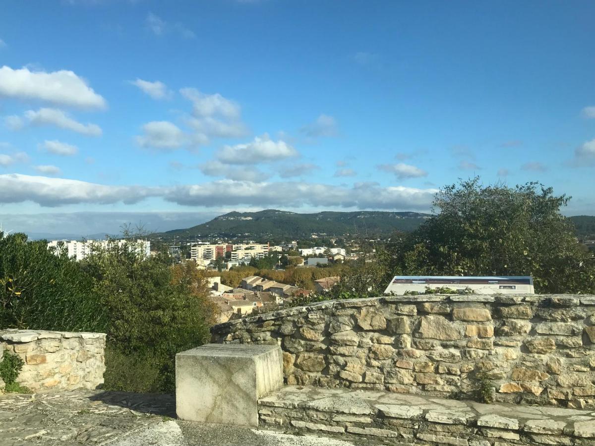 Gite Climatise Avec Piscine Sur Les Hauteurs De Bollène Kültér fotó